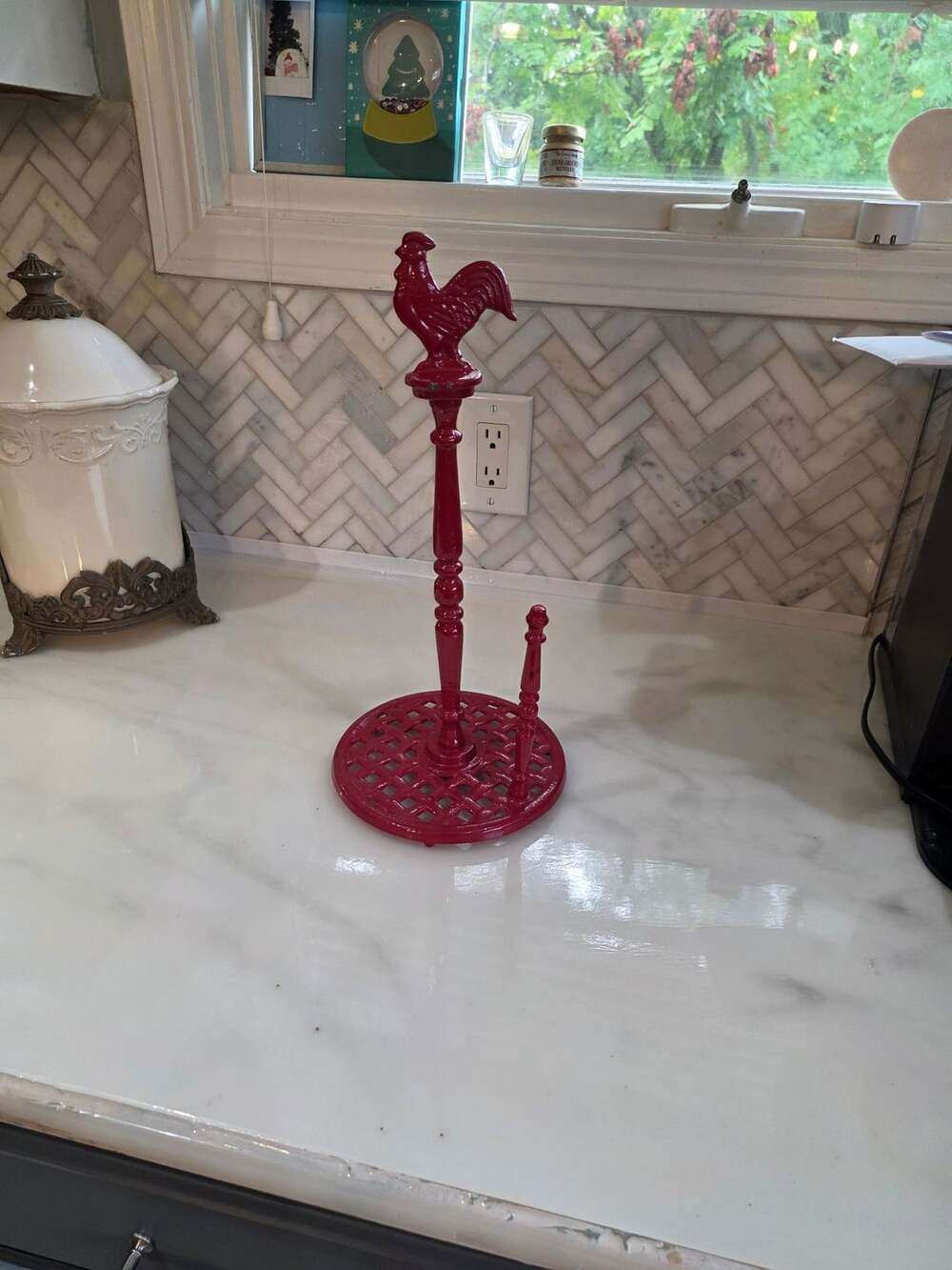Cast Iron Red Rooster Paper Towel Holder